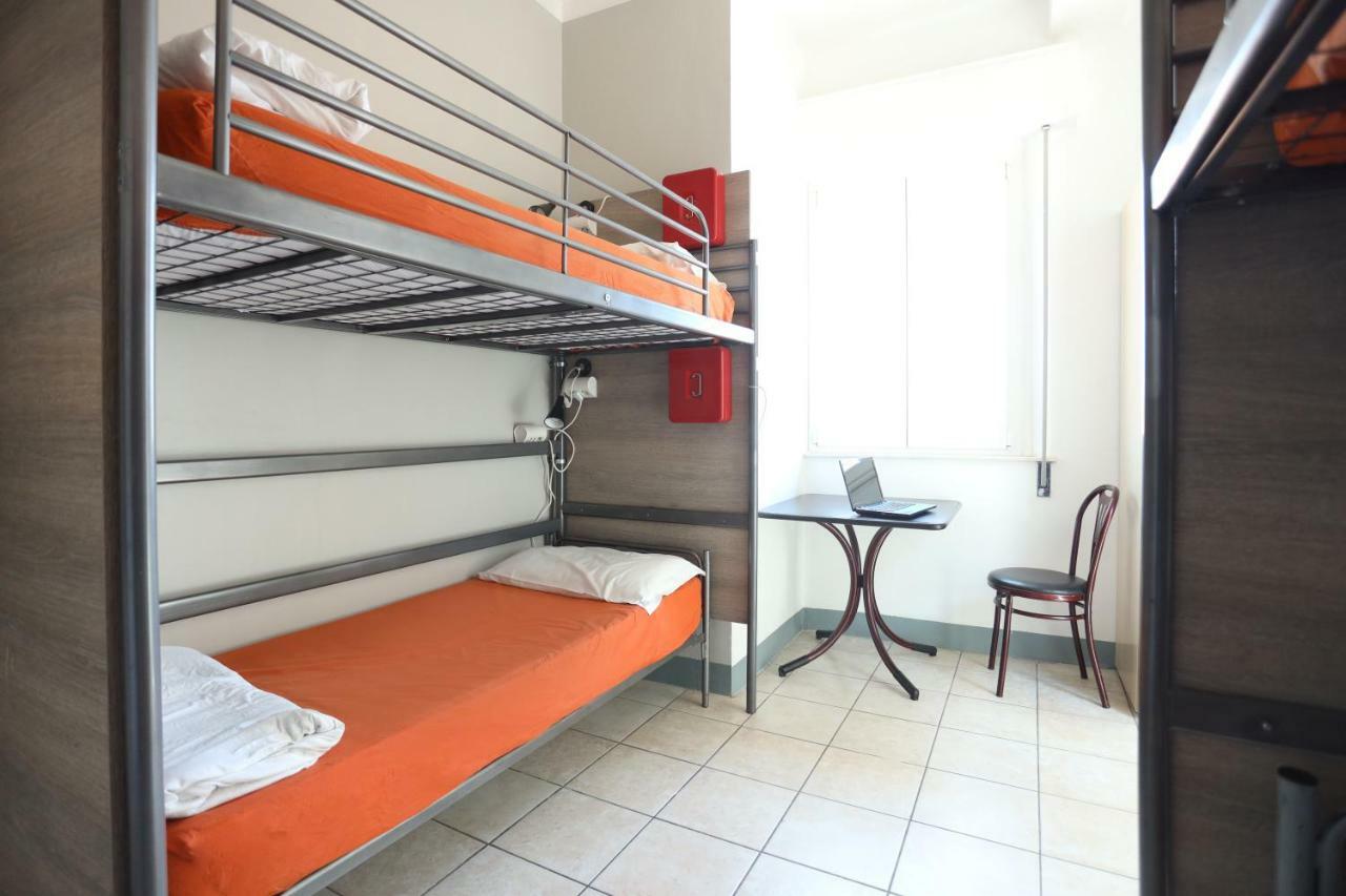 Jammin' Hostel & Bar Rimini Rum bild